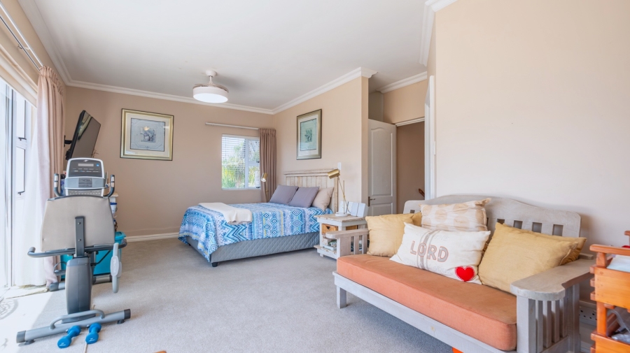 3 Bedroom Property for Sale in Kingswood Golf Estate Western Cape